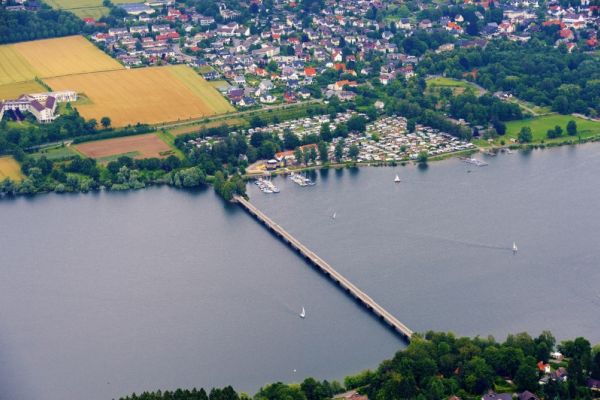 Körbecke met Möhnesee-brug